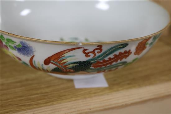 A pair of Chinese bowls diameter 19cm